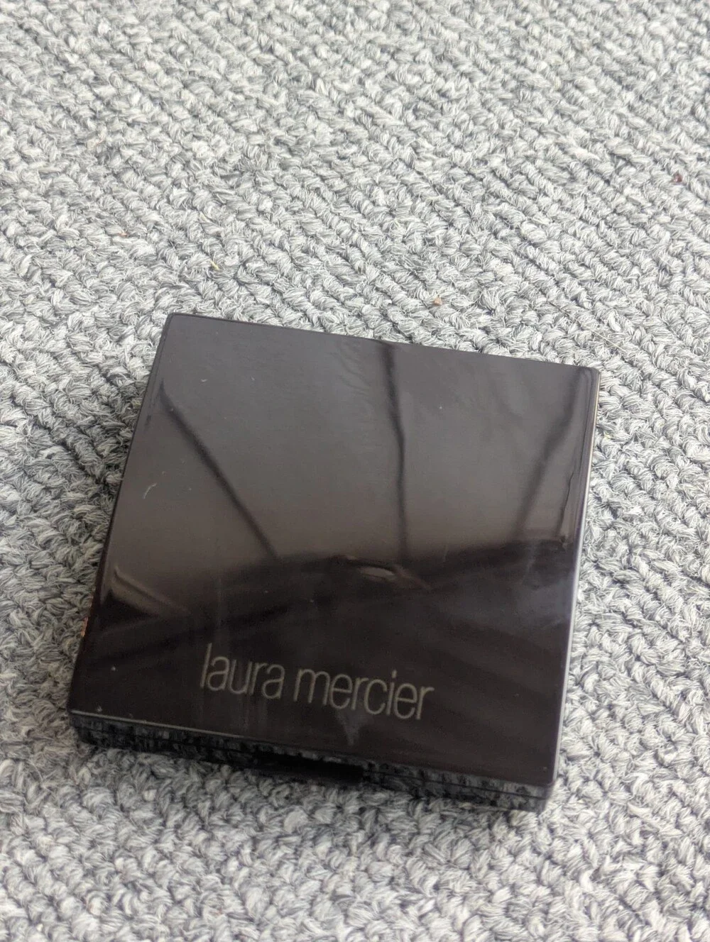 Laura Mercier Illuminating Powder Pink Rose Quad